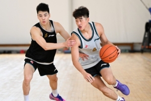 广厦男篮夏训进行时！备战青岛夏季联赛💪